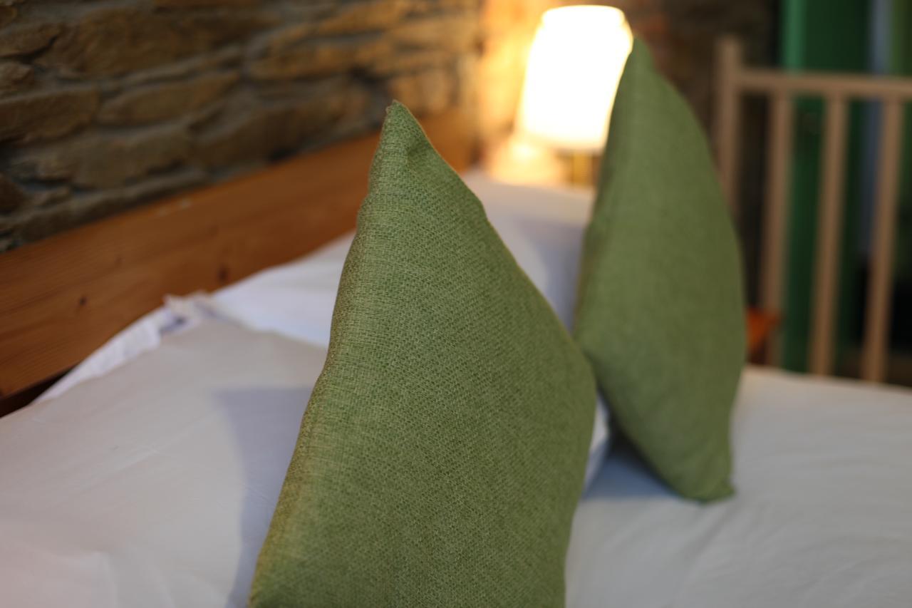 Moville Boutique Hostel & Apartments Buitenkant foto