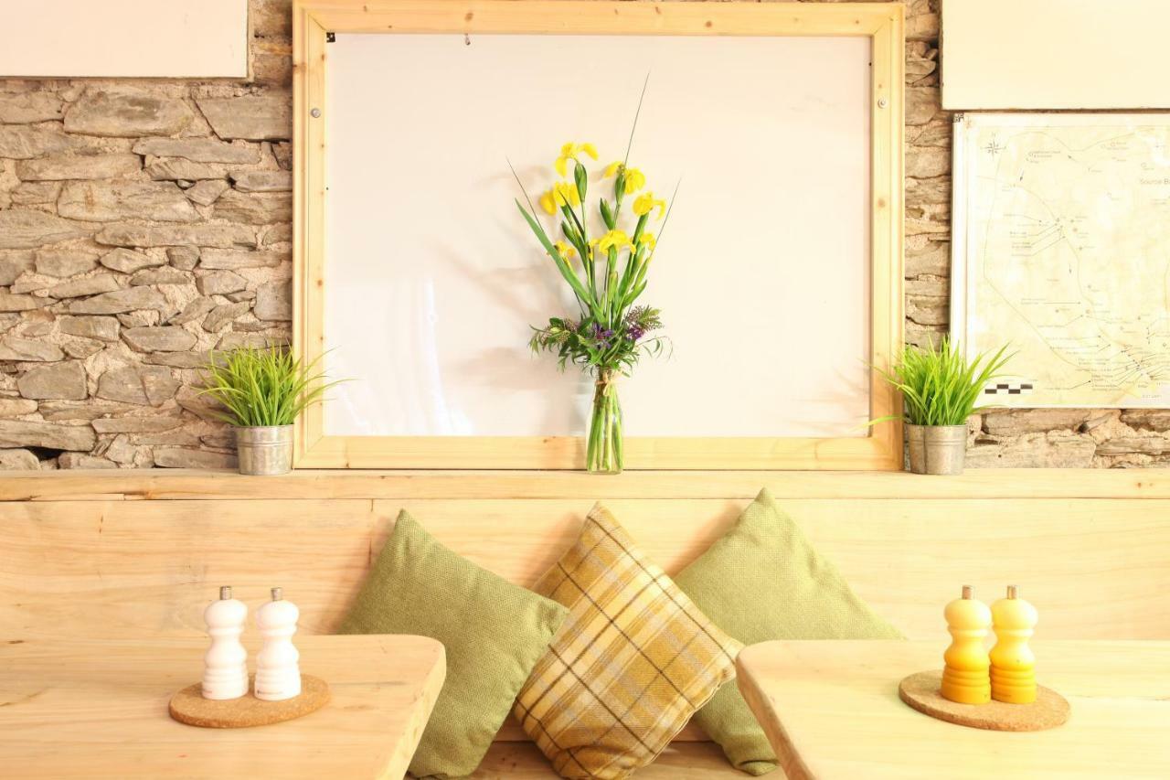 Moville Boutique Hostel & Apartments Buitenkant foto