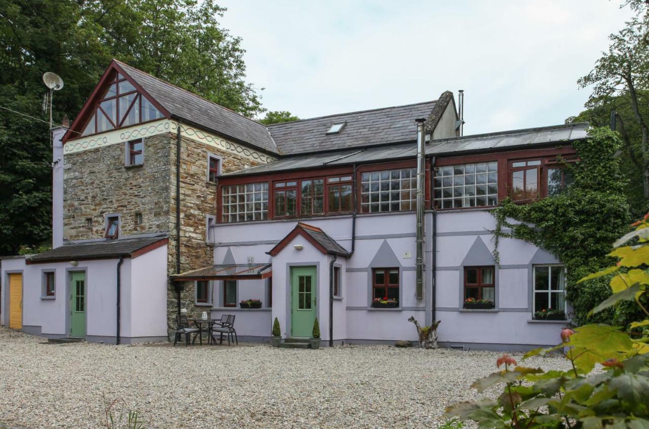 Moville Boutique Hostel & Apartments Buitenkant foto